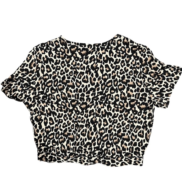 Vero Moda Leopard Cropped Tie Shirt- Medium - Picture 2 of 3